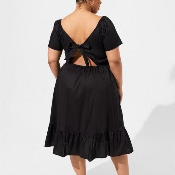 Torrid Black Sweetheart Neck Flutter Sleeve Midi Dress - Picture 2 of 11